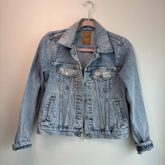 GAP Women’s Denim Jean Jacket XS Light Wash Acid Wash Vintage Style - Picture 1 of 7